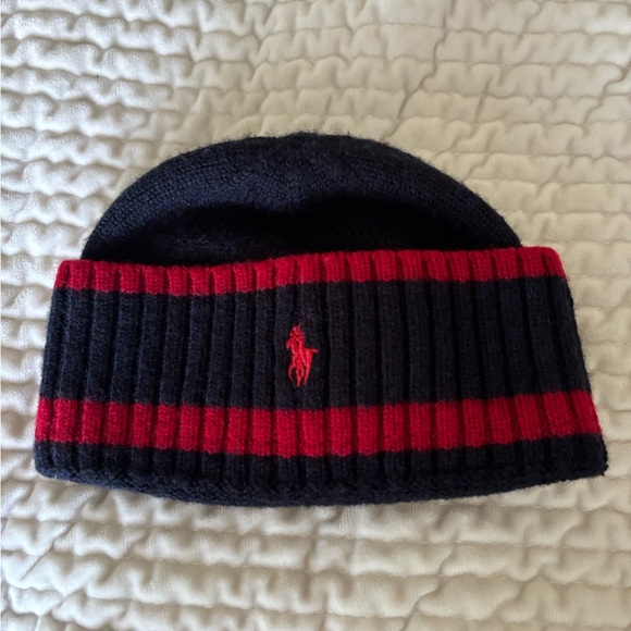 Boy’s Ralph Lauren Navy and Red Knit Hat-size 4-7 - Picture 1 of 3